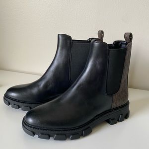 BRAND NEW! Michael Kors Ridley Chelsea boot. Never worn